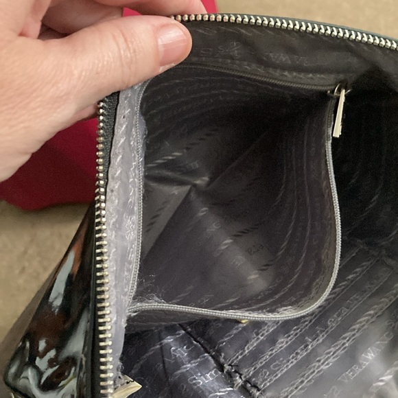 Vera Wang leather and patented leather clutch purse  gently used - Picture 9 of 12